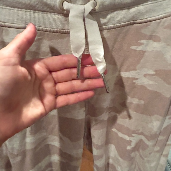 Athleta balanced printed jogger - Picture 5 of 10